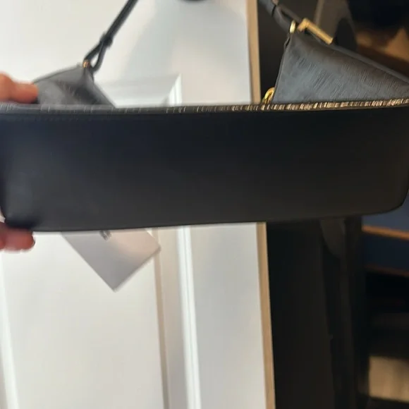 GIVENCHY Small Hobo Bag Black - Picture 4 of 9